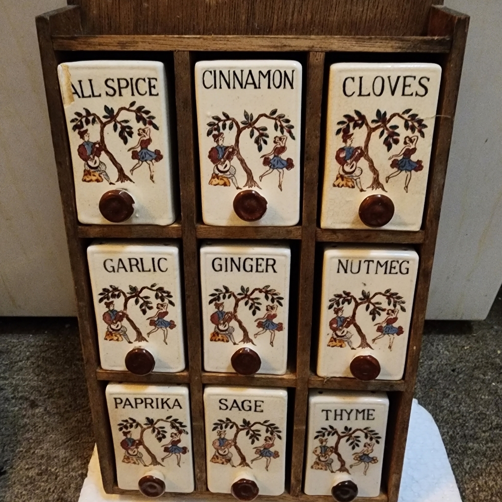 China spice rack